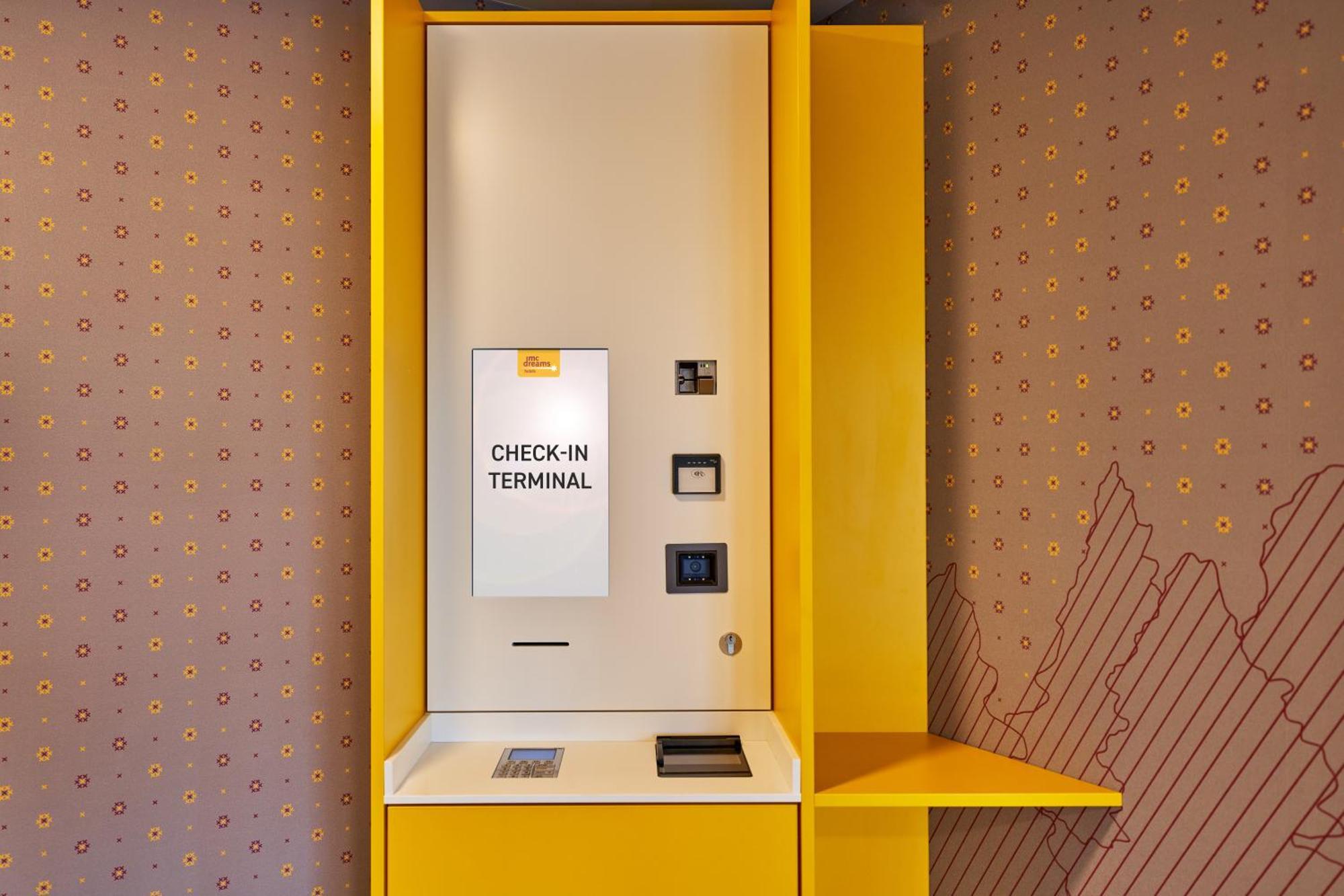 Mcdreams Hotel Moenchengladbach Dış mekan fotoğraf