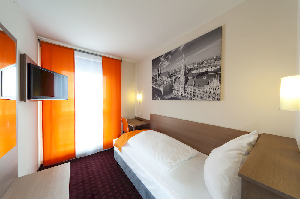 Mcdreams Hotel Moenchengladbach Dış mekan fotoğraf