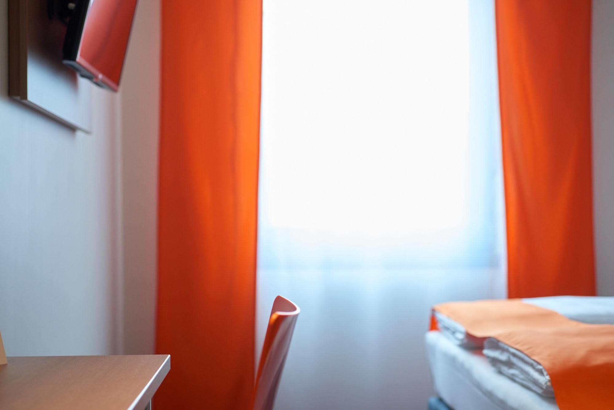 Mcdreams Hotel Moenchengladbach Dış mekan fotoğraf
