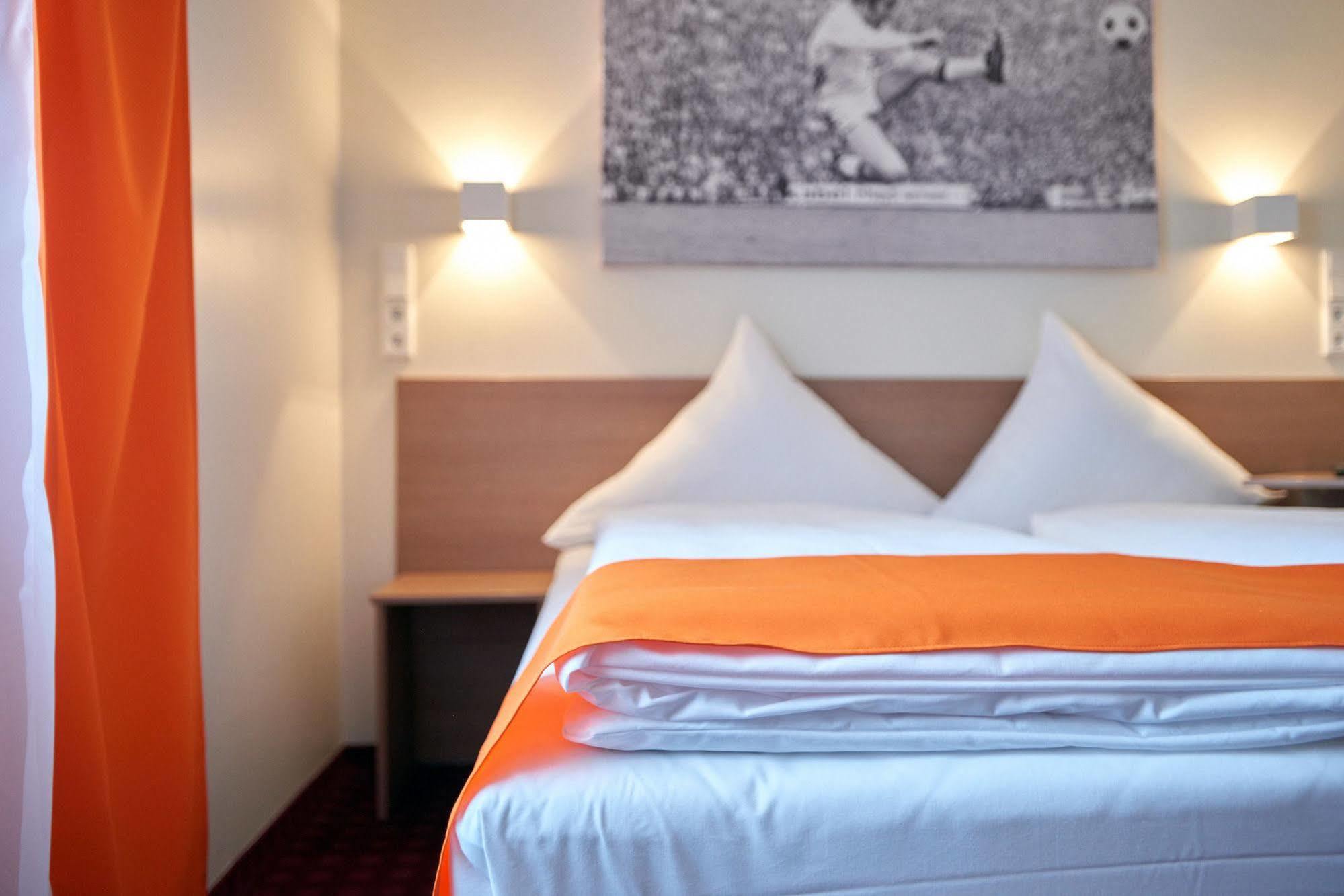 Mcdreams Hotel Moenchengladbach Dış mekan fotoğraf